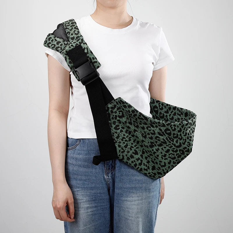 Baby Going Out Safety Wide Shoulder Strap Carrier Retro Pattern Portable Front Hug Type Back Baby Out for the Baby Waist Stool